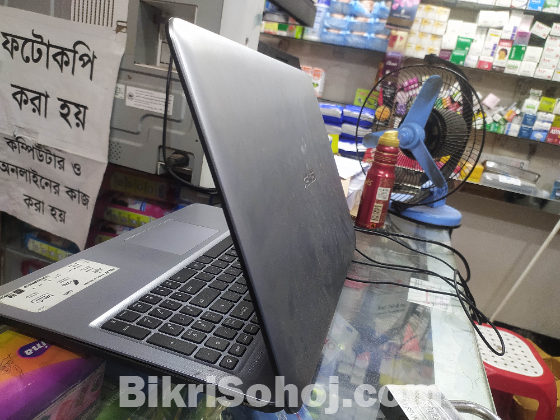 ASUS Laptop